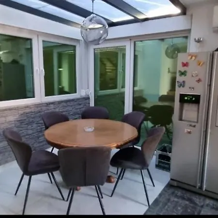 Nika בית נופש