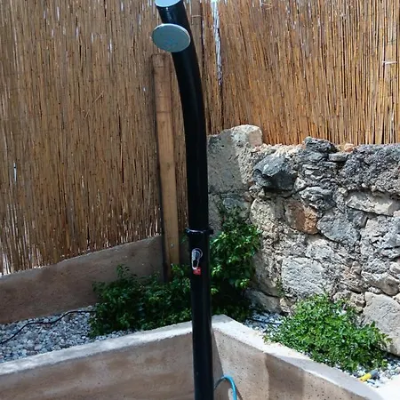 Nika בית נופש ביליצה